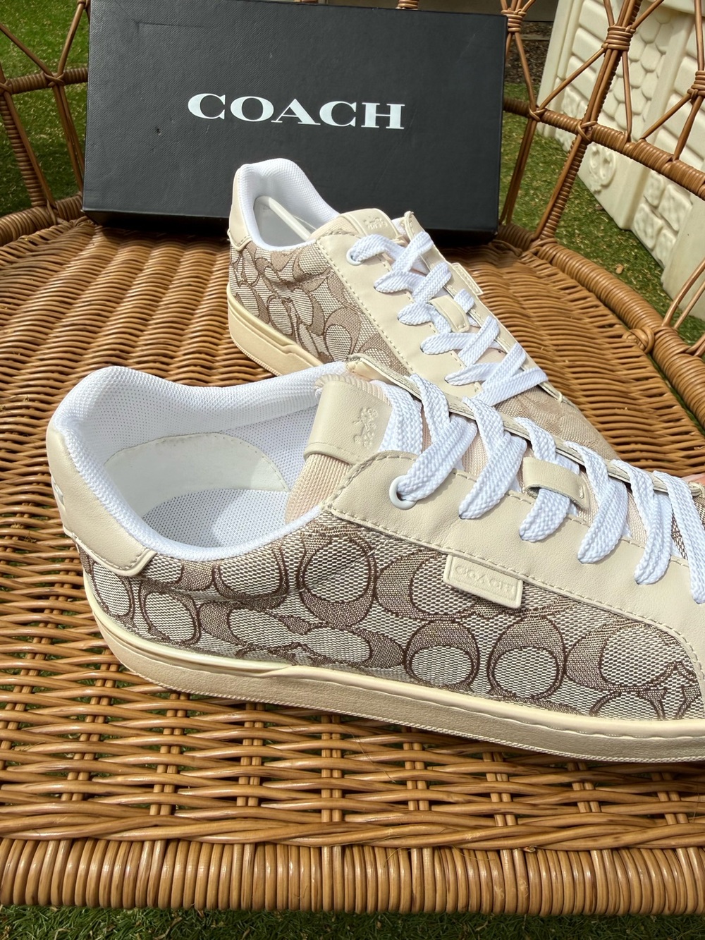 Coach Beige and Cream Signature Low-Top Sneakers - Picture 7 of 13